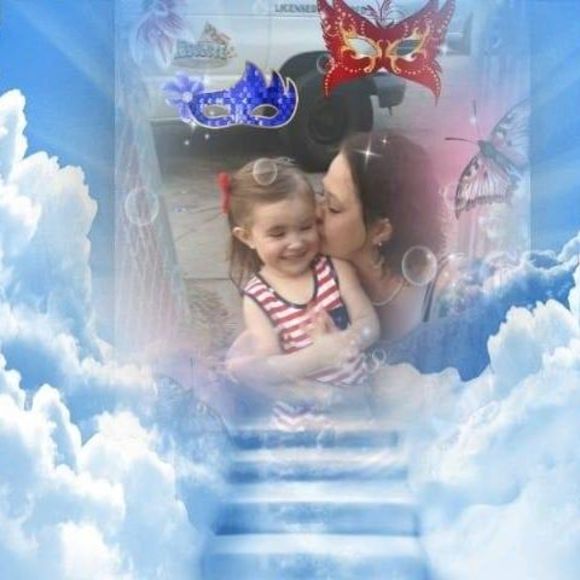 Meet your Posher, Tricia - Picture 1 of 1